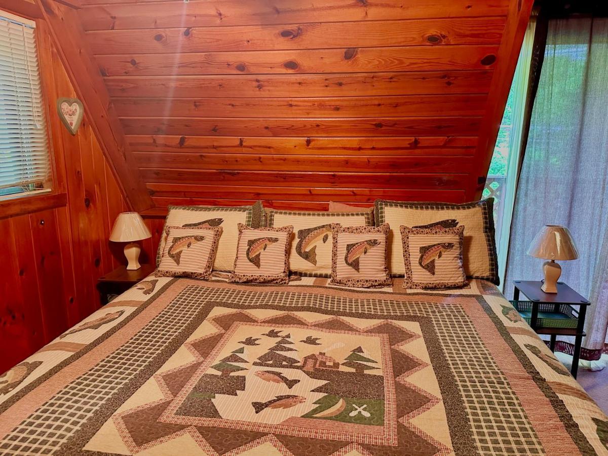 Buckberry Creek Chalet Gatlinburg Exterior photo